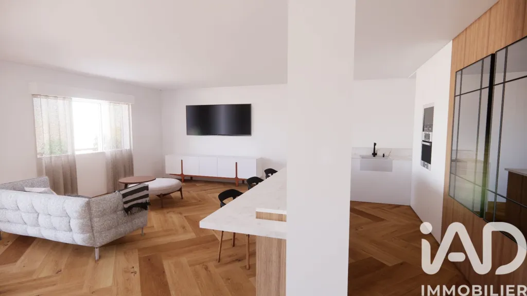 Maison 8 pièces à Sainte-Geneviève-des-Bois