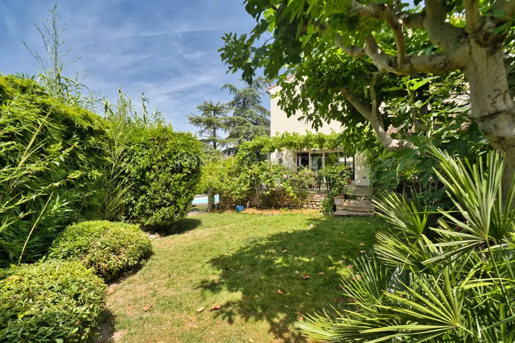 Jardin - Maison avec Vue Dominante au Cœur du Village