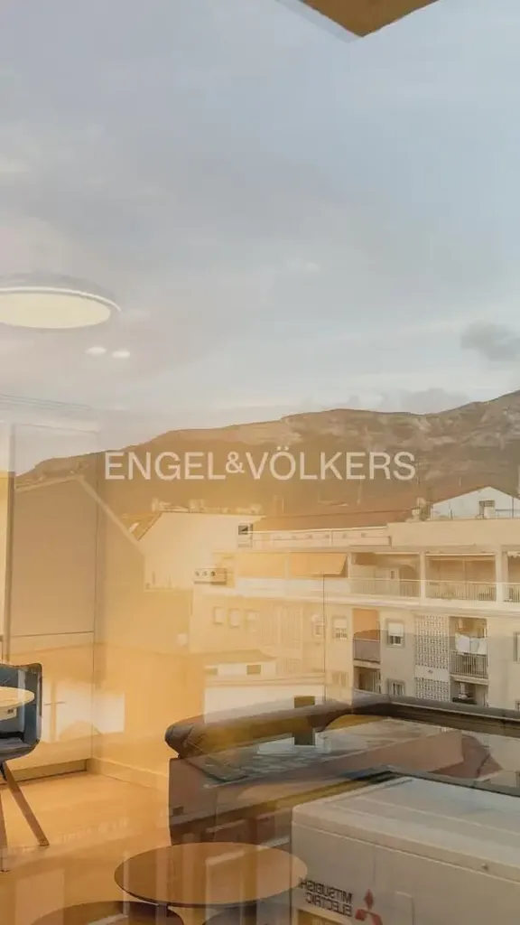 Rooms - Reformed Apartment with Balcony in Dénia