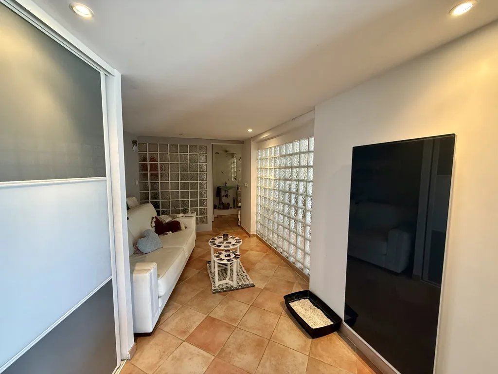 Entrée - Villa avec Piscine à Bastelicaccia