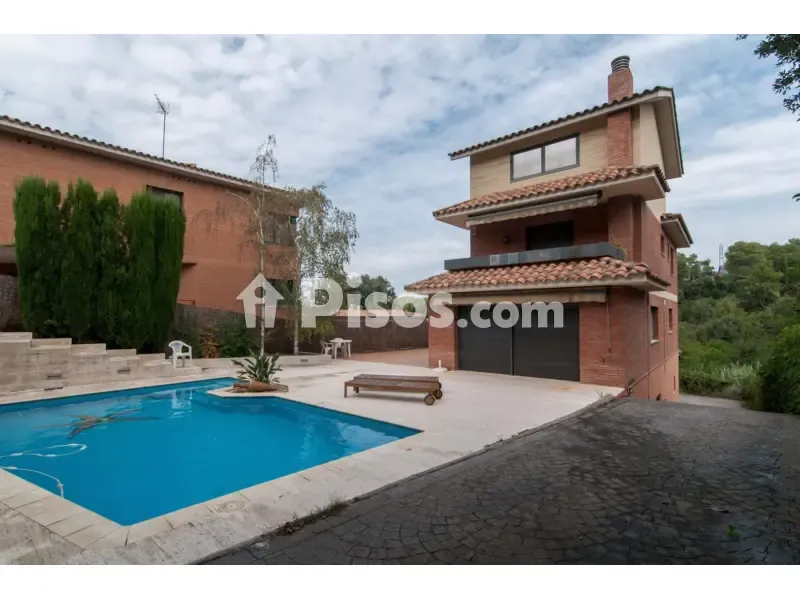 Bassein - Luxury Chalet with Private Pool in La Floresta
