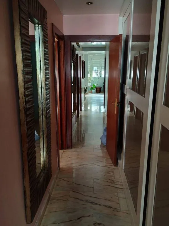 Hallway - Luxury Flat with Balcony in Valencia