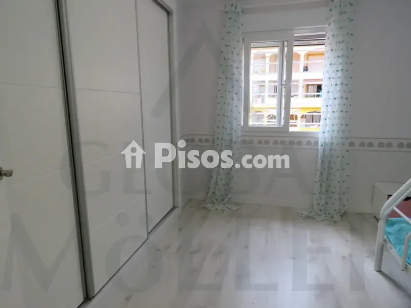 Chambres - Semi-detached Chalet with Pool in Mar de Cristal