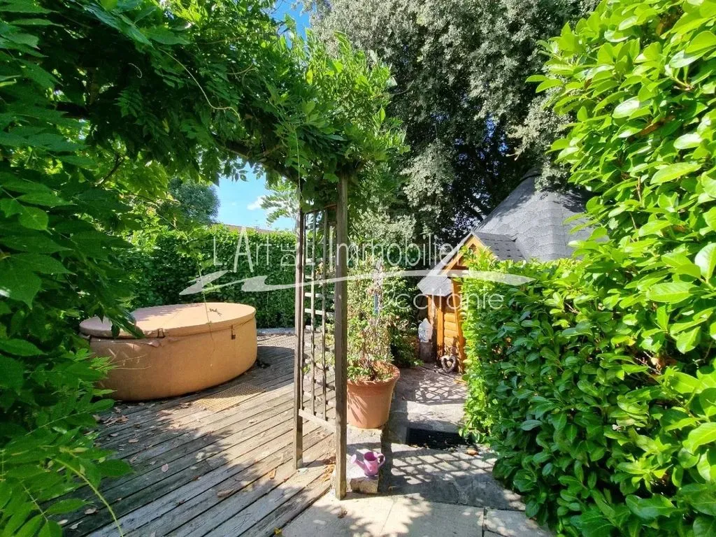 Jardin - Hôtel de Charme avec Piscine au Cœur de Mercuès