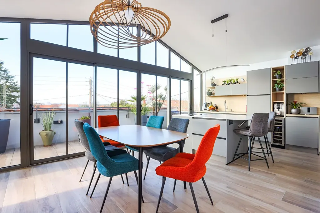 Salle à manger - Penthouse avec Terrasse et Garage à La Rochelle