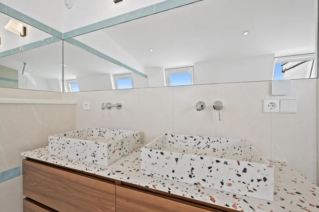 Salles de bain - Luxury Apartment with Garden in Den Haag