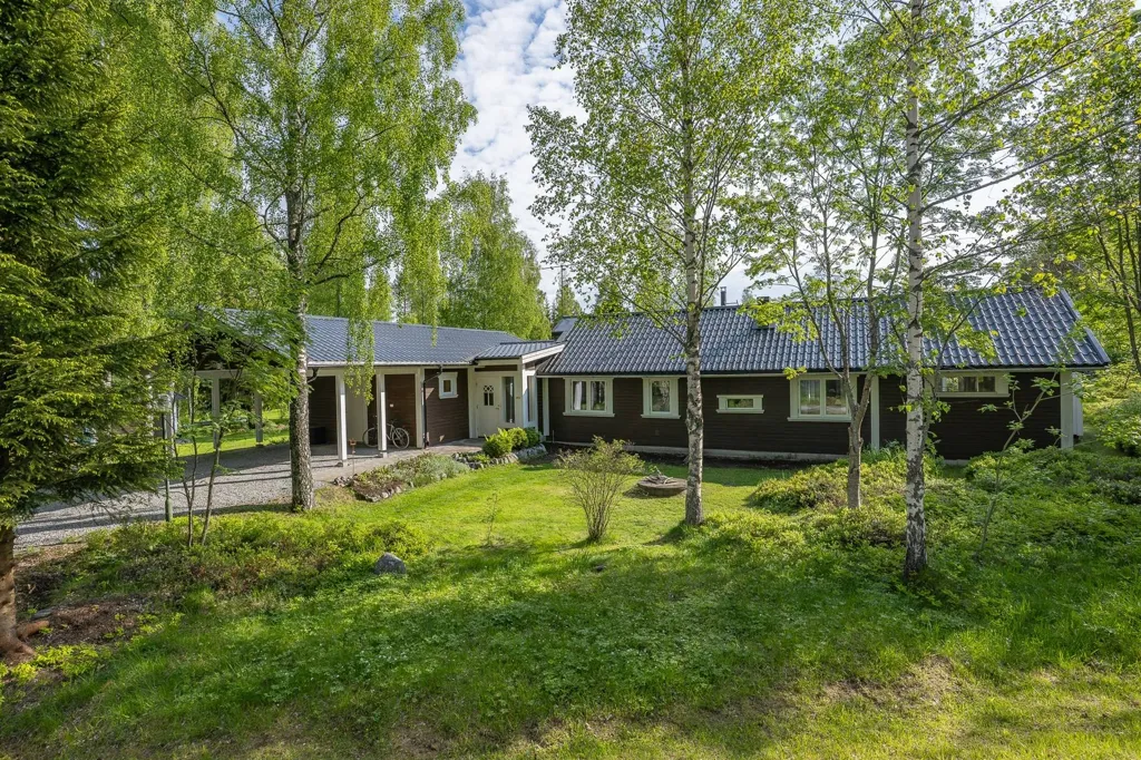 Esterno - Charming Bungalow with Garden near Umeå