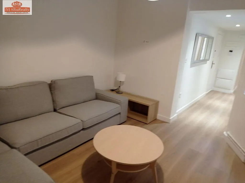 Séjour - Fully Renovated Flat with Garage in Albacete