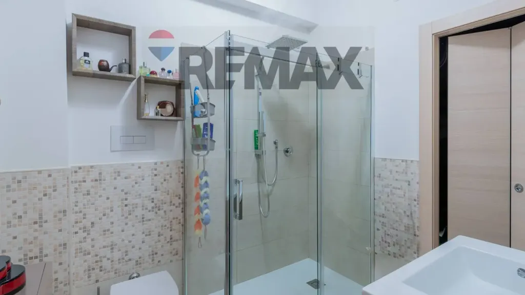 Vannitoad - Fully Rented Flat with Parking in Palermo