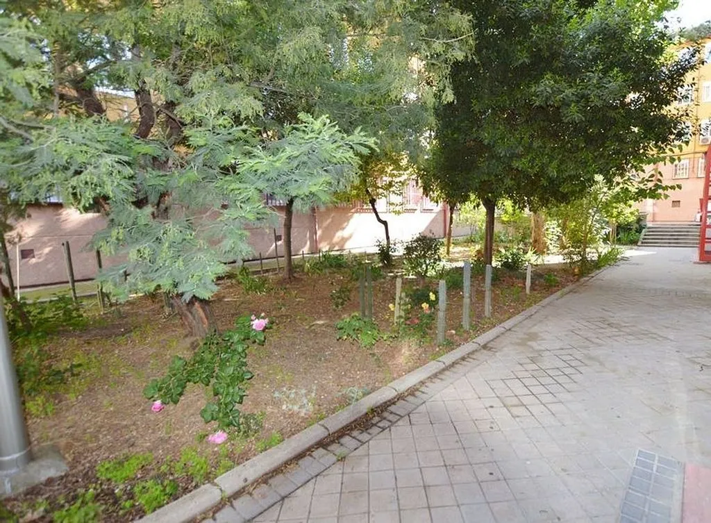 Aed - 2-Bed Apartment with Air Conditioning in Arcos, Madrid