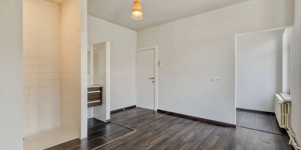 Bagni - Commercial Property with Student Studios in Sint-Andries