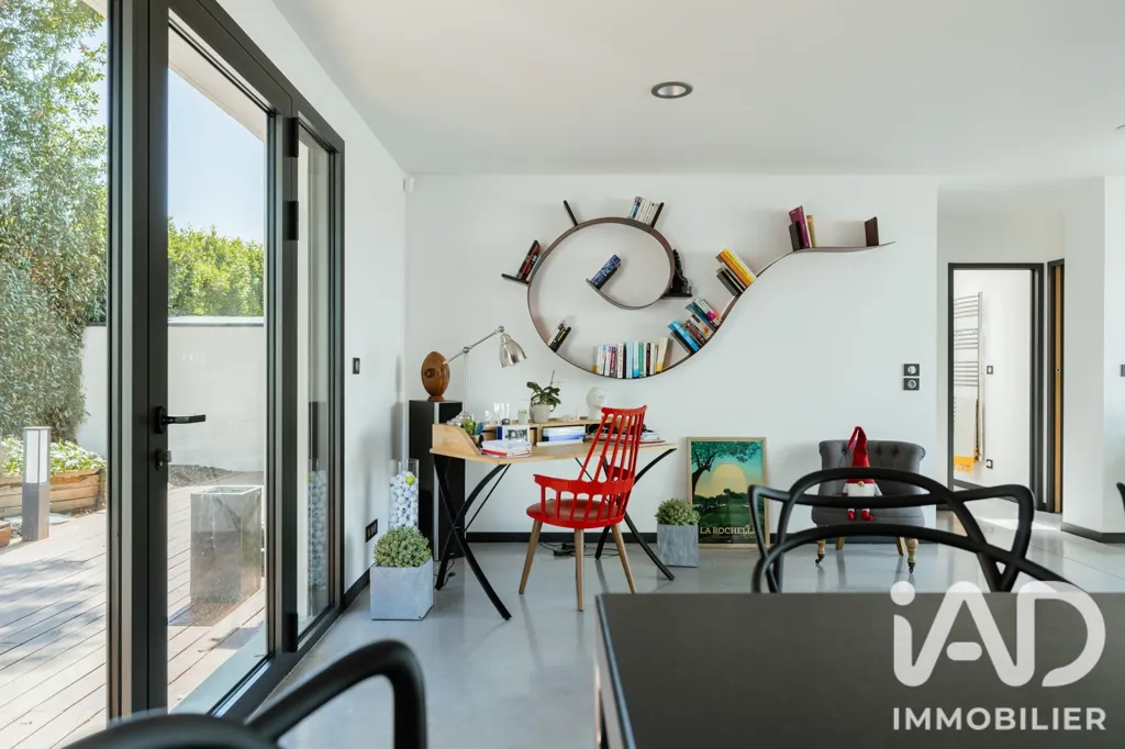 Terrasse - Maison d'Architecte avec Piscine à Puilboreau