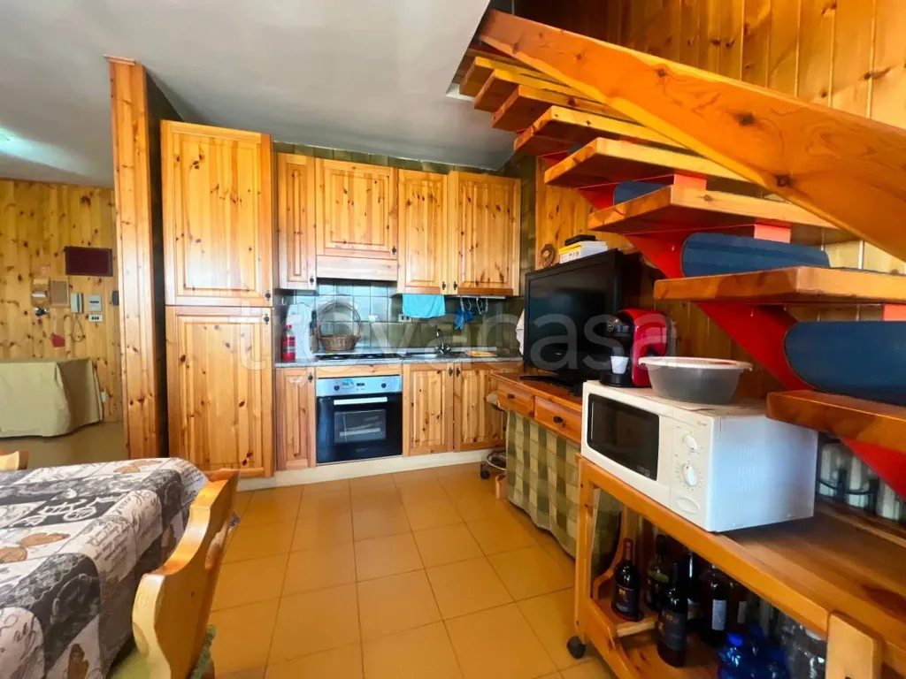 Köök - Armed Apartment with Panoramic View in Bagnolo Piemonte