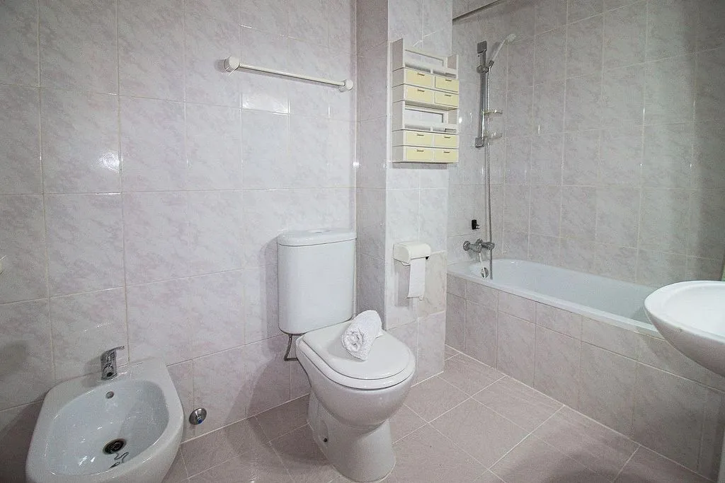 Bathrooms - Chalet with Air Conditioning in La Rinconada
