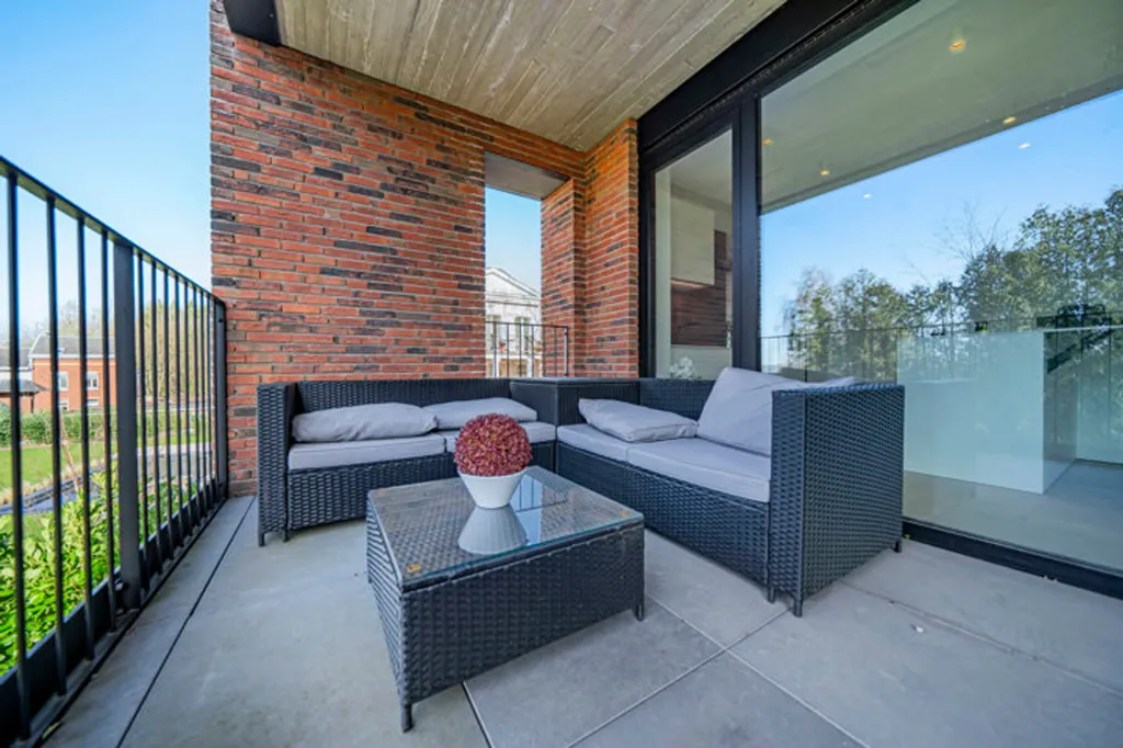 Terrass - Newly Built Apartment with Terrace in Heusy