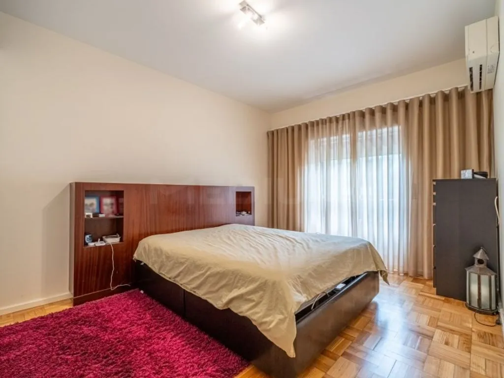 Bedrooms - Luxury Flat with South/North Orientation in Porto
