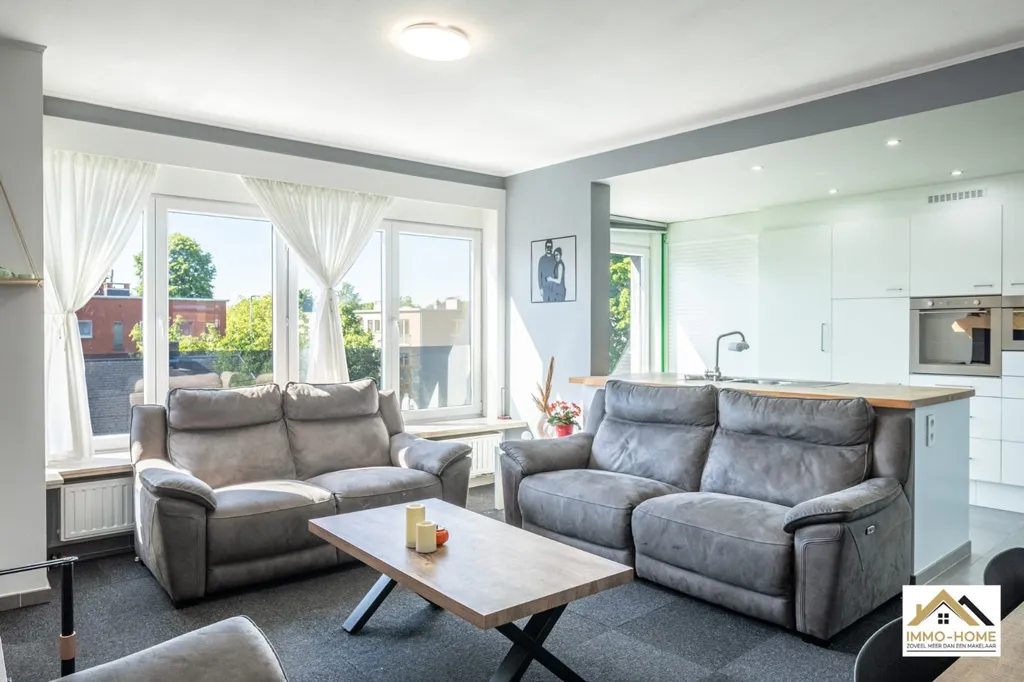 Soggiorno - Bright Apartment with 3 Bedrooms in Sint-Amandsberg
