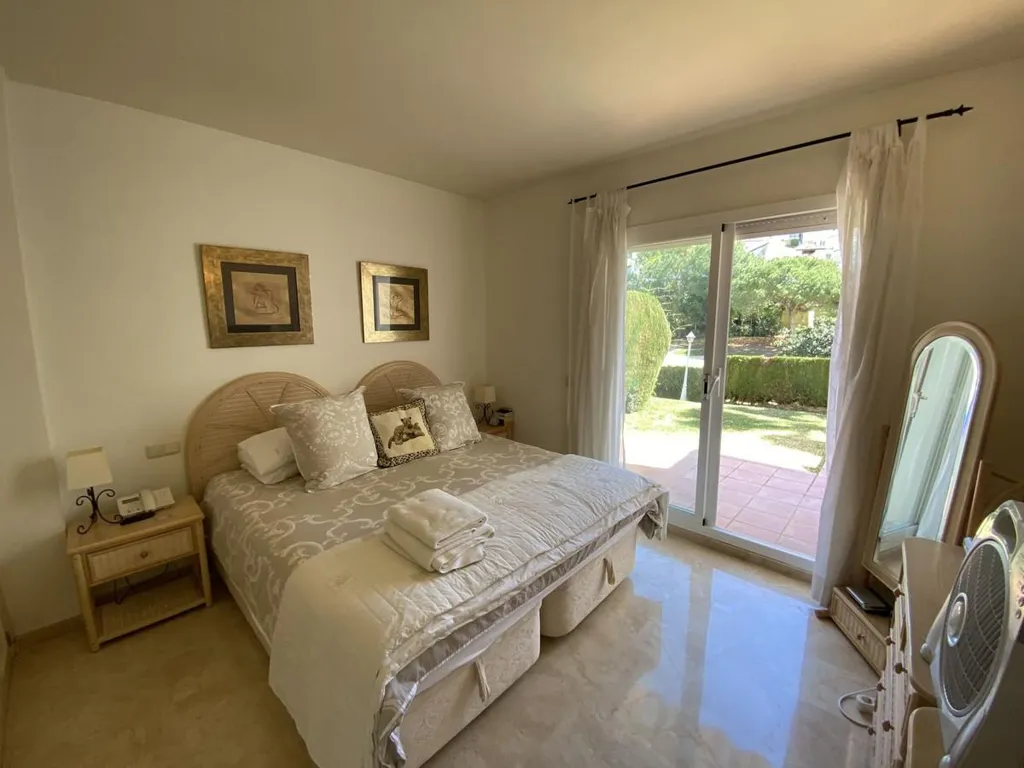 Chambres - Duplex with Golf View in La Quinta, Benahavís