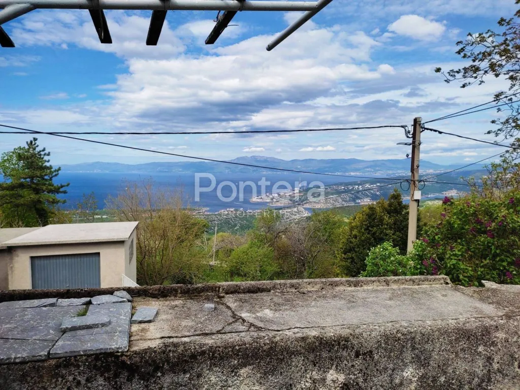 Terrass - Traditional House with Panoramic Views in Hreljin, Bakar