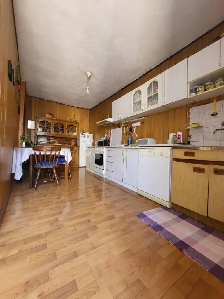 Köök - Two-Storey Apartment with Terrace in Nin