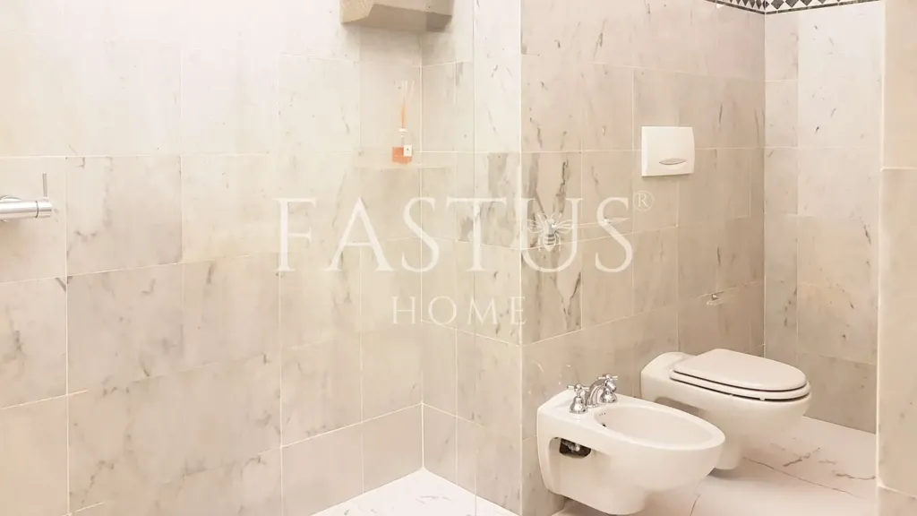 Salles de bain - Rustic Ground Floor Apartment in Florence