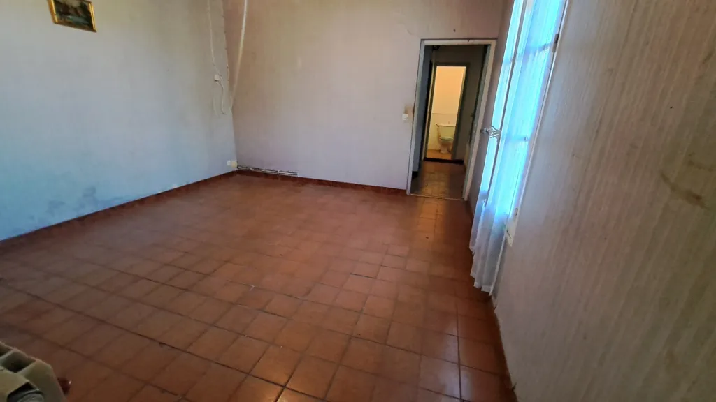 Toad - Renovatable Villa with Orchard in Ganges