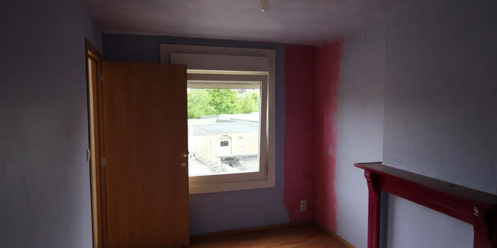 Toad - Renovatable House with Garden in Izegem