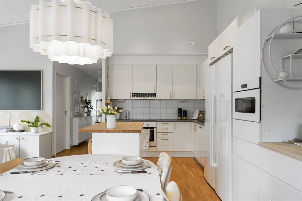 Cuisine - Co-op Apartment with Balcony in Alafors