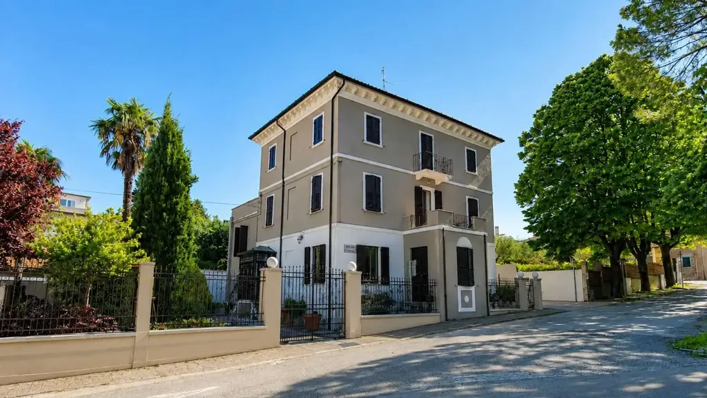 Extérieur - Historic Villa with Garden in Ostra