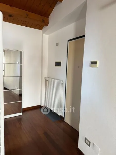 Magamistoad - Refurbished Flat with High Ceilings in Udine Centre