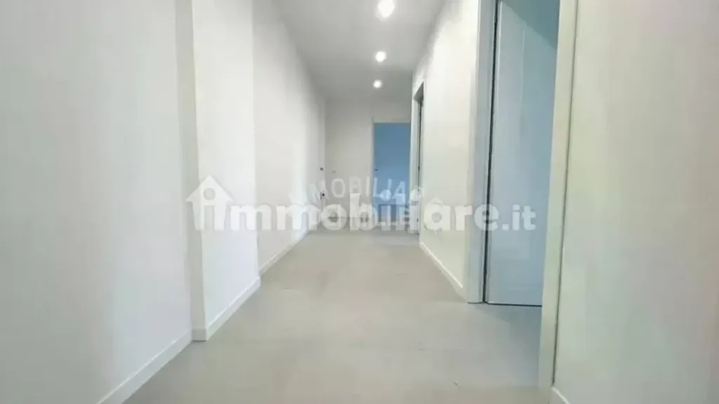 hallway_entrance