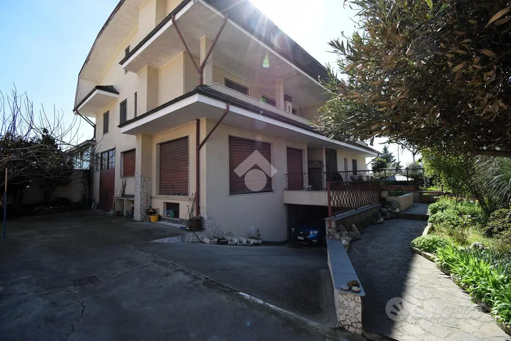 Extérieur - Top Floor Apartment with Balconies in Rozzano