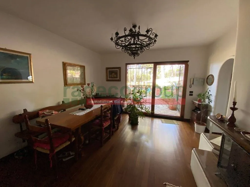 Salle à manger - Luxury Villa with Sea View in Leghorn
