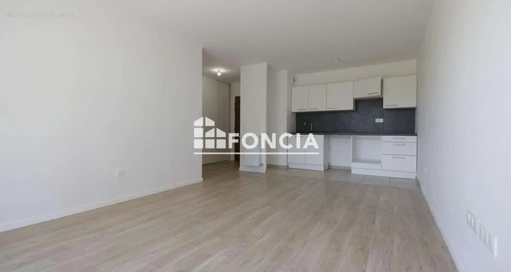 Köök - 3-Piece Garden Flat in Dammarie-les-Lys