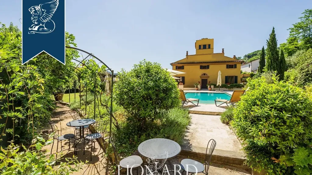 Bassein - Historic Villa with Pool near Lucca