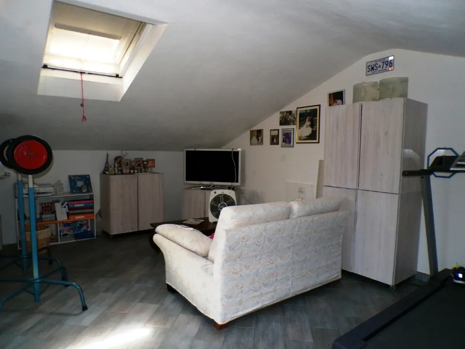 Pièces - Villa with Garden in Forlì