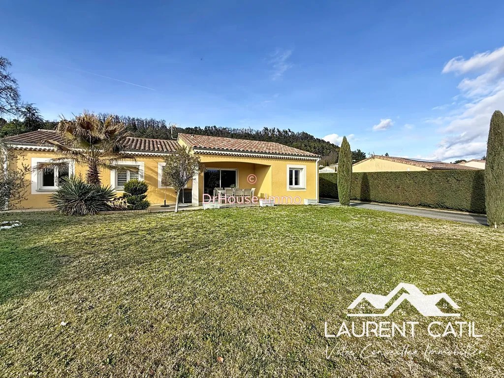 Aed - Contemporary Flat-Plan House with Garden in Mours-Saint-Eusebe