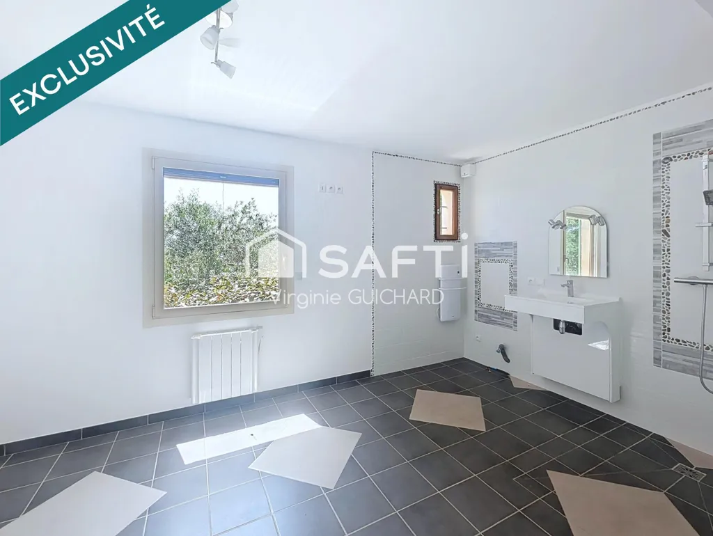 Bathrooms - Architect's Villa with Pool in Aiglun