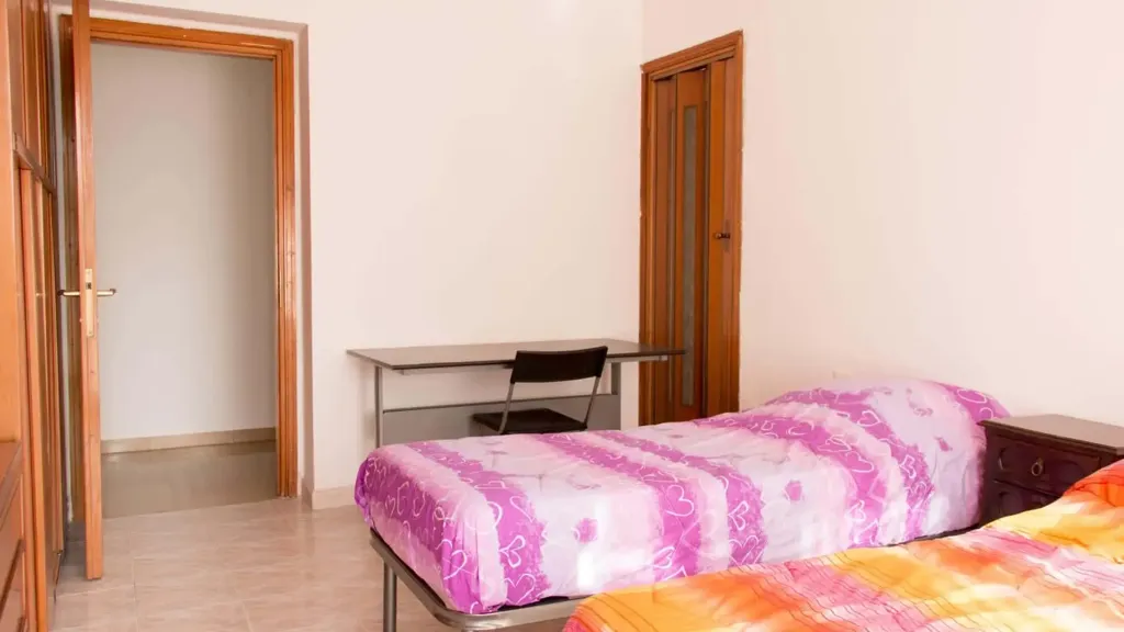 Chambres - Modern Studio with Balcony in Milan
