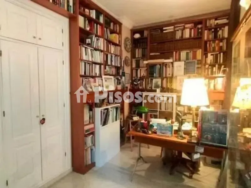 Bureau - Appartement 2 pièces à ES