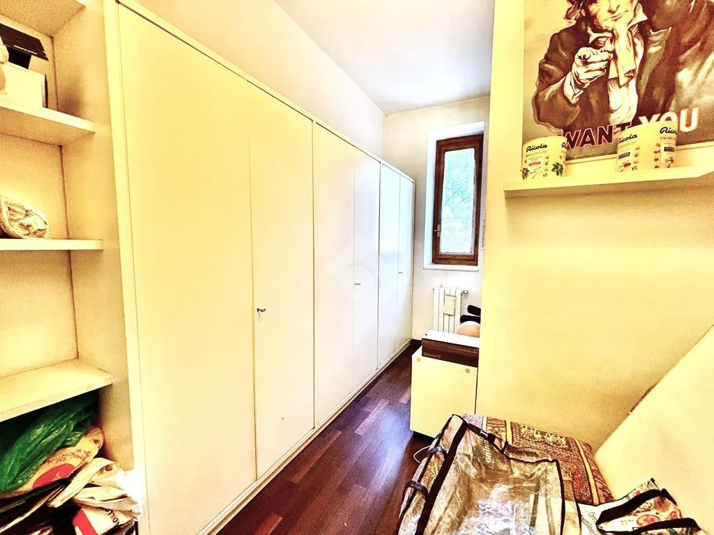 Toad - Spacious Apartment with Balcony in Florence