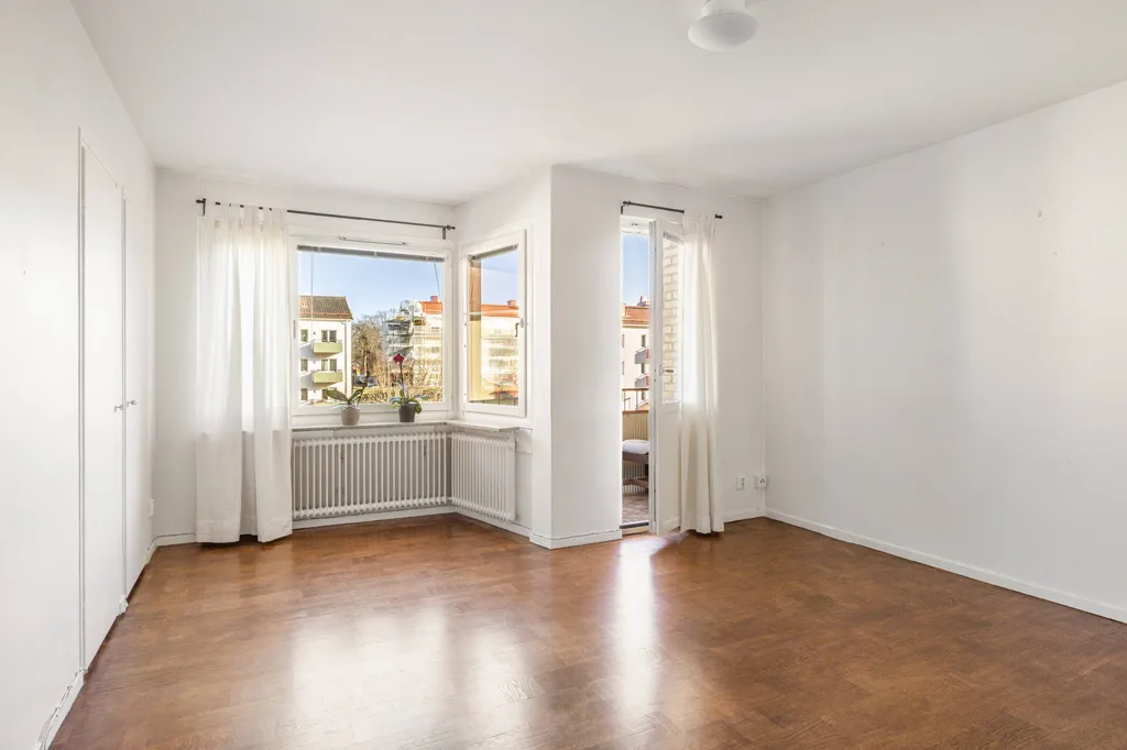 Toad - Spacious Apartment with Balcony in Jönköping