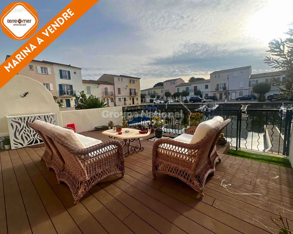 Terrass - Marina Apartment with Dock in Aigues Mortes