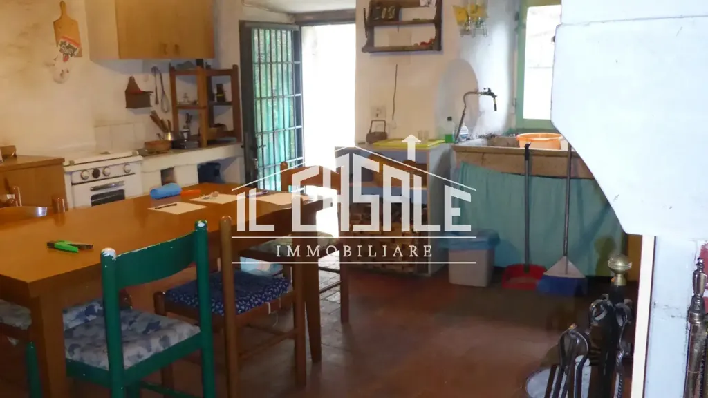 Salle à manger - Rustic Property with Castagneto in San Godenzo