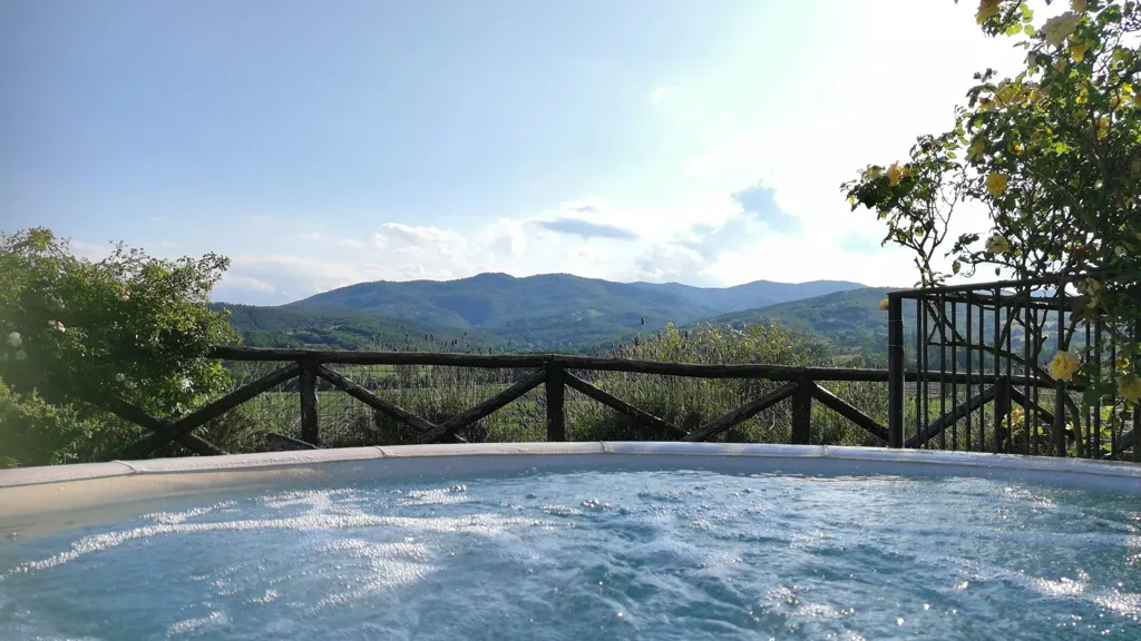 Terrazza - Historic Hamlet with Pool in Anghiari