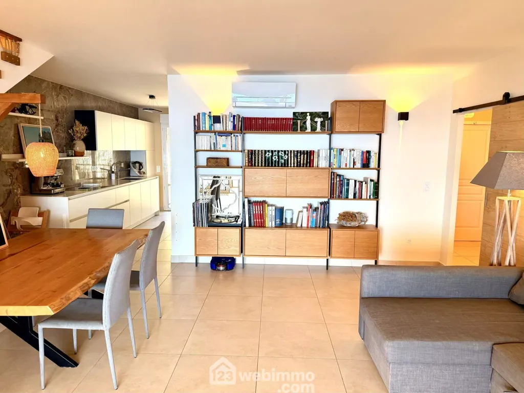 Elutuba - Duplex with Panoramic Sea View in Ajaccio