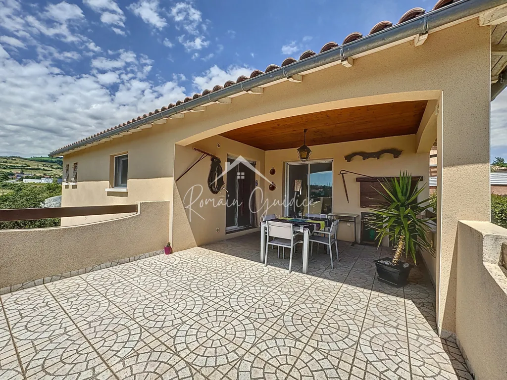 Terrass - Villa with Impressive View in Millau