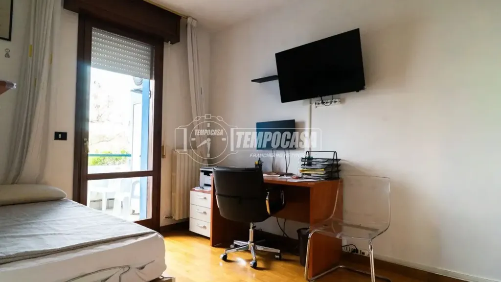 Chambres - Duplex Apartment with Terrace in Sassonia