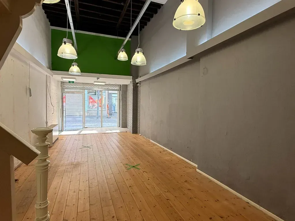 Stanze - Duplex Commercial Property in Maaseik Centre
