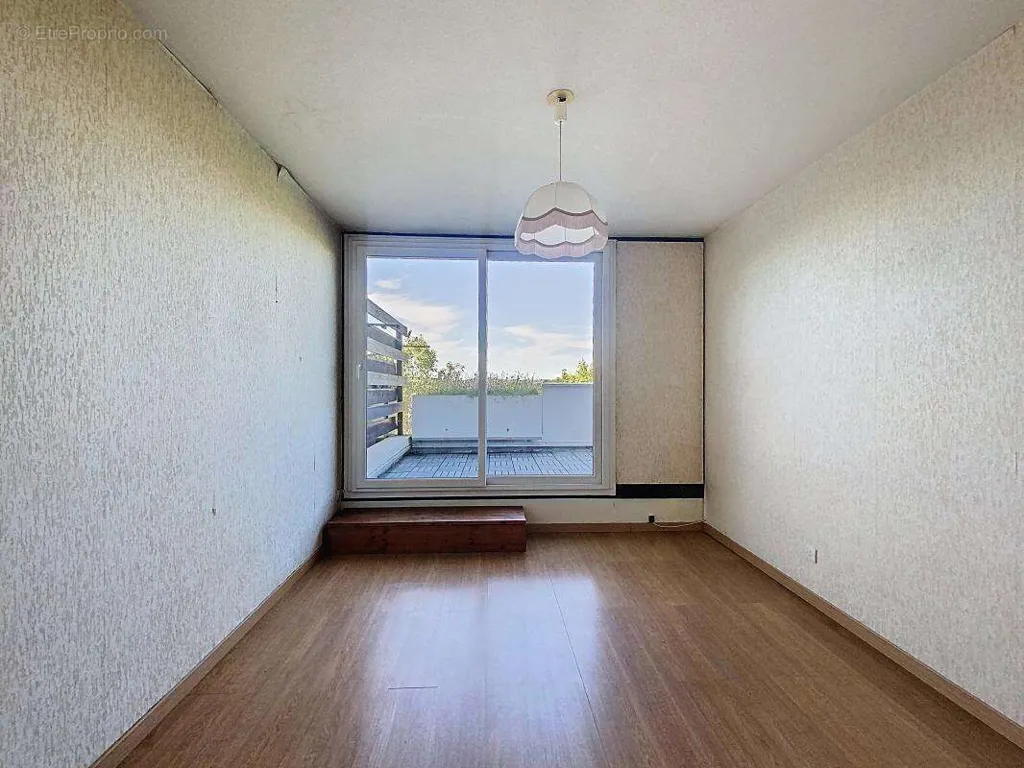 other_room